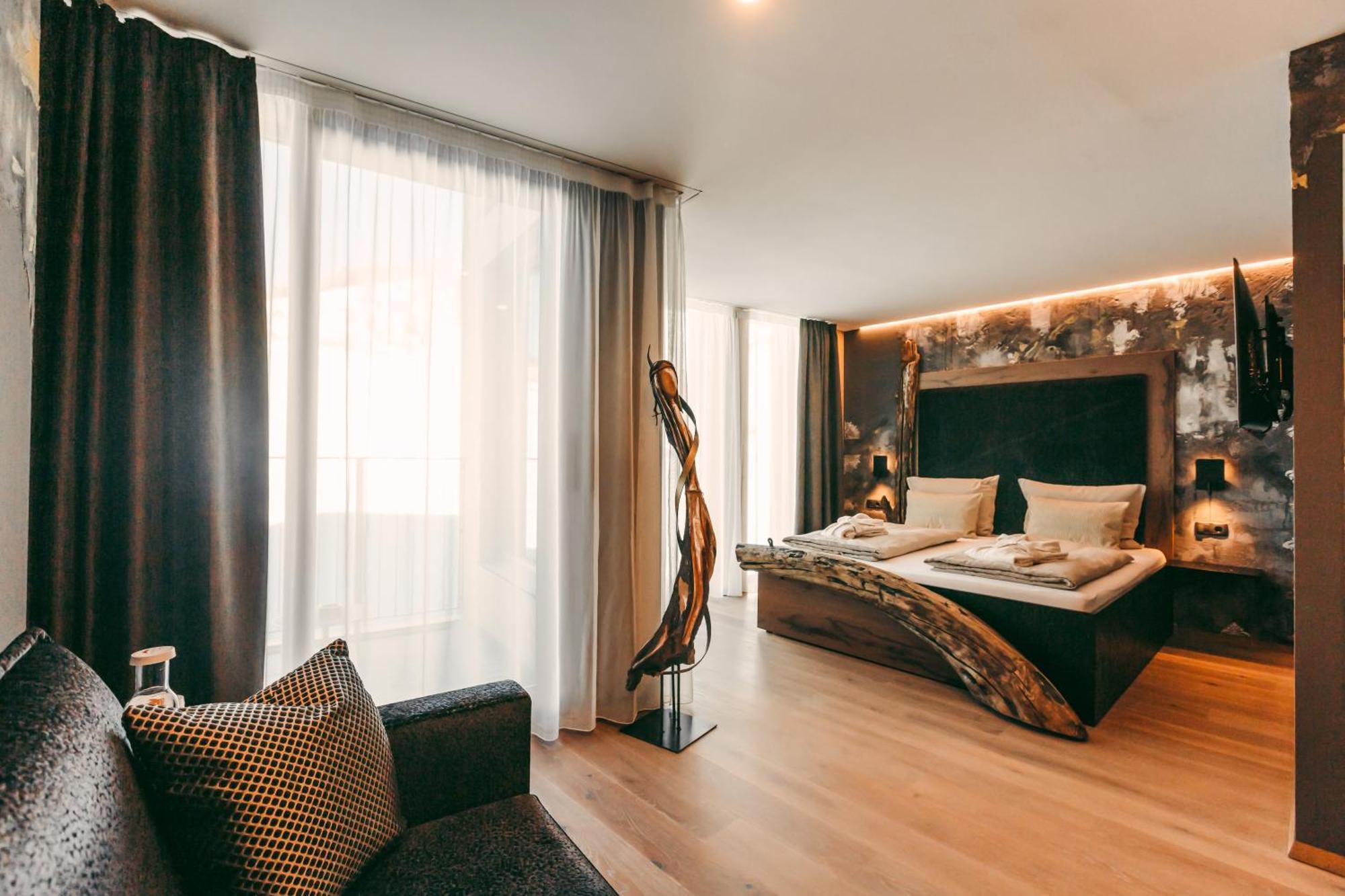 Hotel Panoramic Lotsch Sarentino Room photo